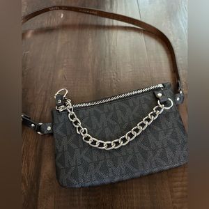 EUC MICHAEL KORS logo pull chain faux-leather belt bag /fanny pack - X-Large